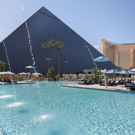 Luxor Hotel Las Vegas Exterior photo